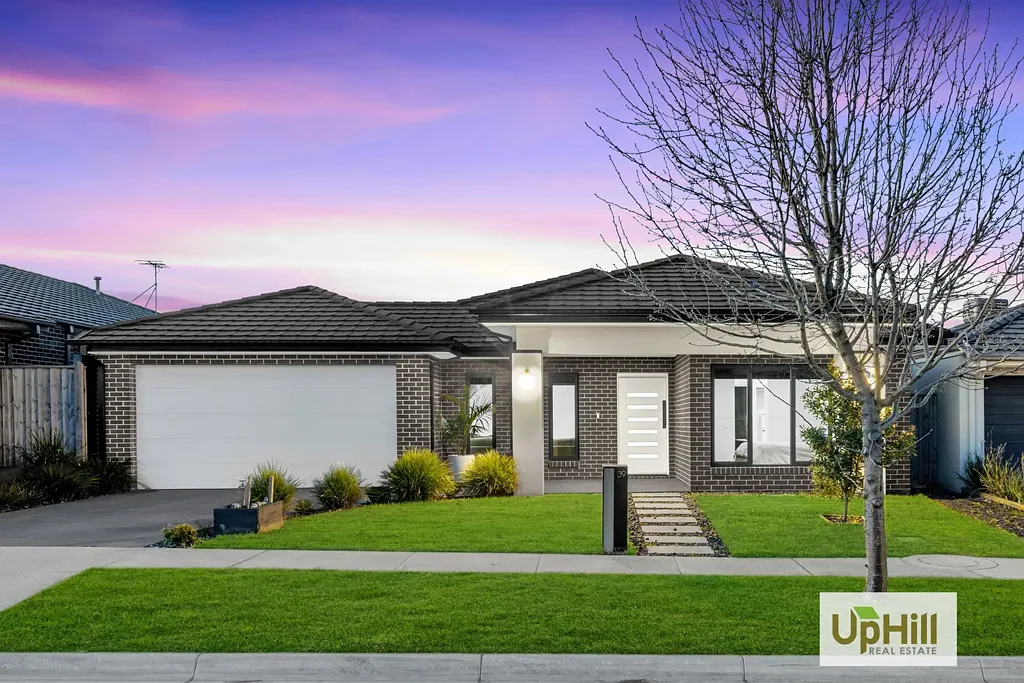 39 Garrard Crescent, Clyde, VIC 3978