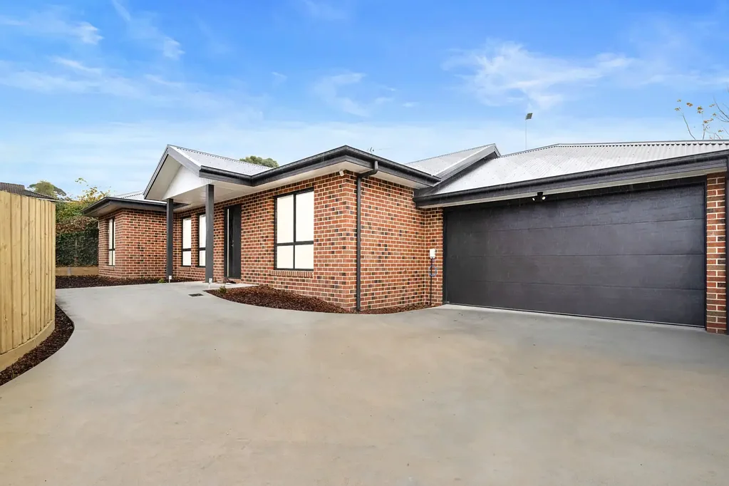 Korumburra 3Zimmer Unit with an Abundance of Space