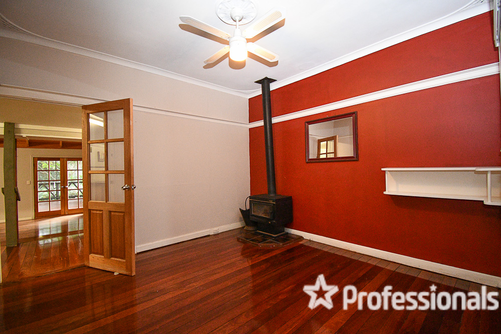 8 KITCHENER ST, DUDLEY PARK WA 6210, 0房, 0浴, House