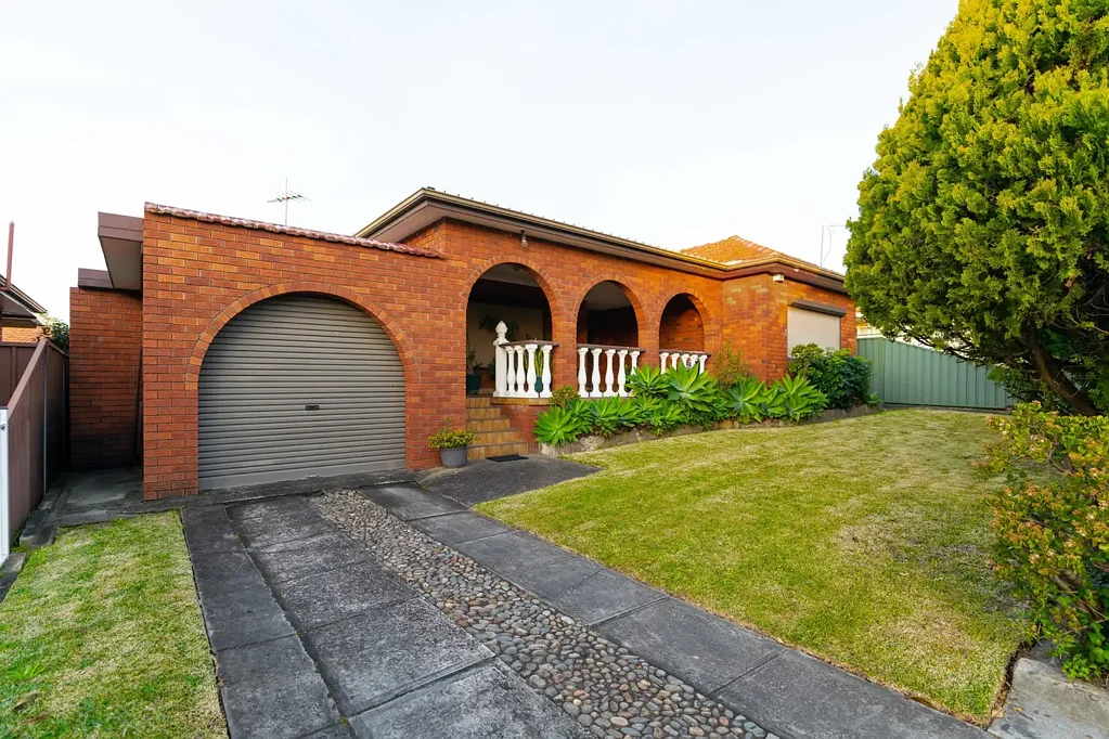 13 Eleanor Avenue, Belmore, NSW 2192
