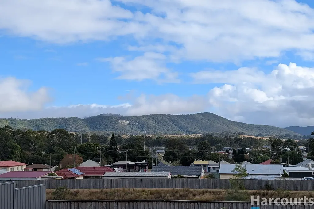 Bellbird Approved for a dual occupancy or bring your own ideas to North Ridge Estate