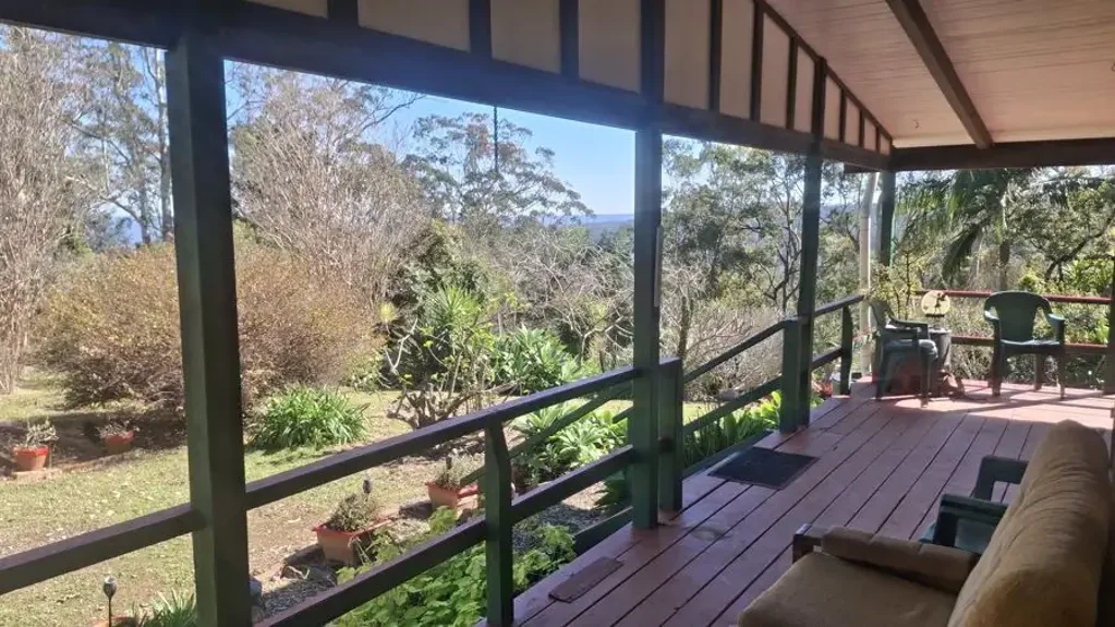 Palmtree Tranquil 640-Acre Retreat with Character Bungalow and Sweeping Views atop the Great Dividing Range