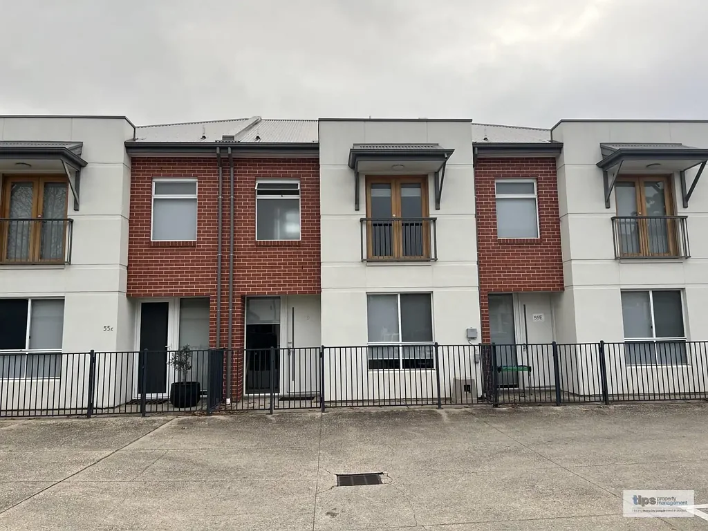Modern 3-Bedroom Home in College Park Close to the CBD