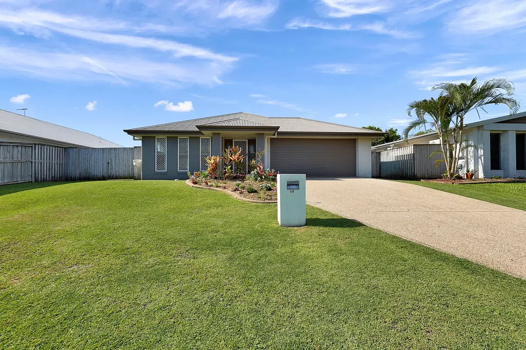 44 Newport Parade, Blacks Beach, QLD 4740