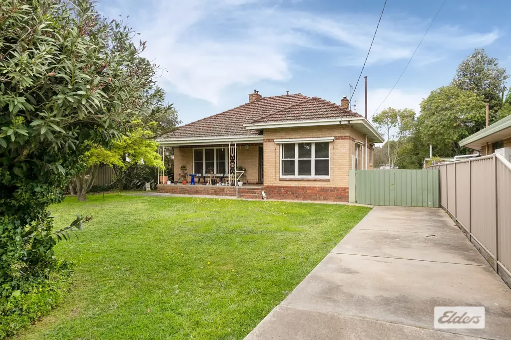 12 Carolin Street, Flora Hill, VIC 3550