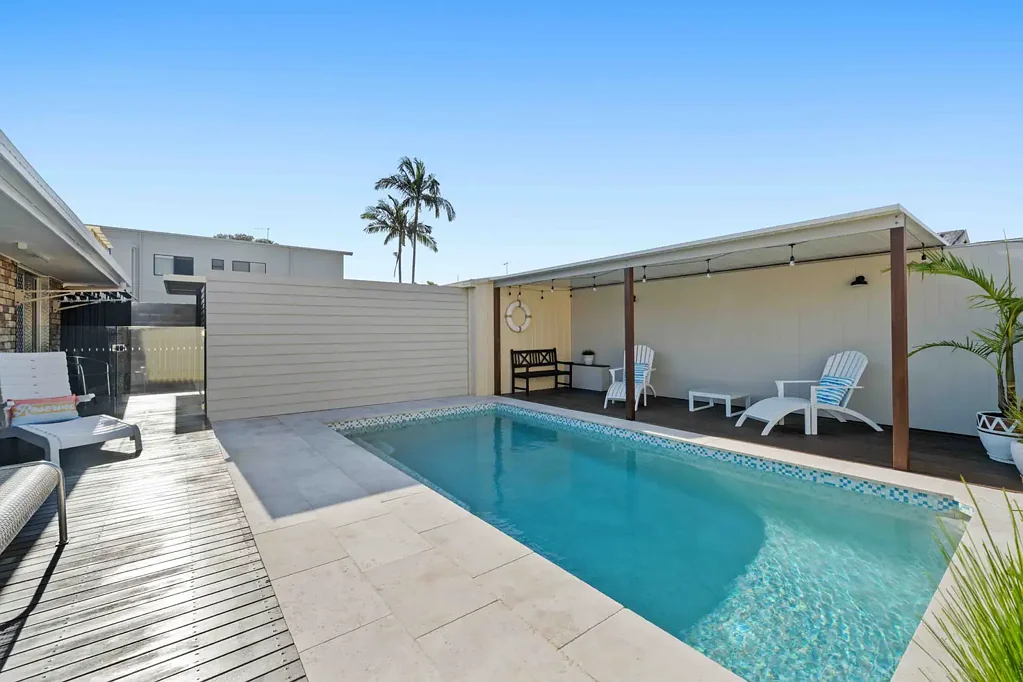 27 Abalone Avenue, Paradise Point, QLD 4216