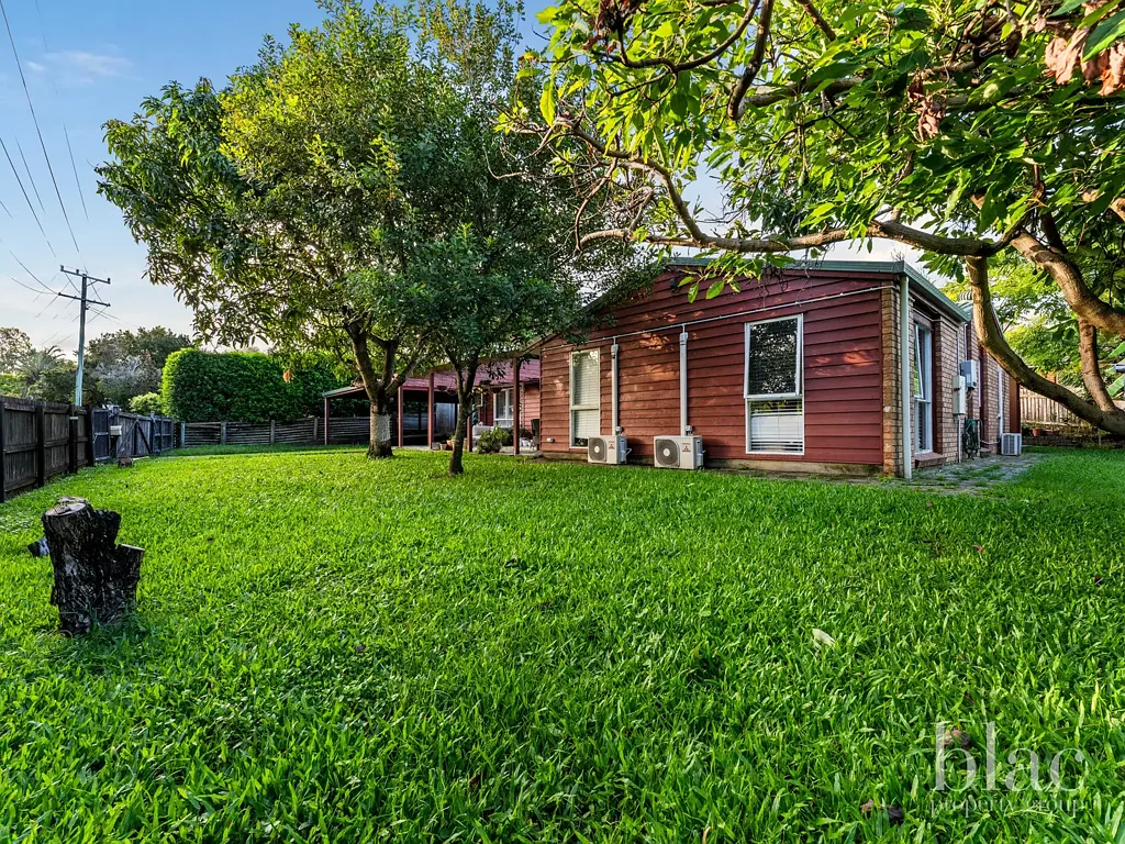 Petrie 4침실 Parkside Family Living on a Spacious 1,046m² Block with Side Access