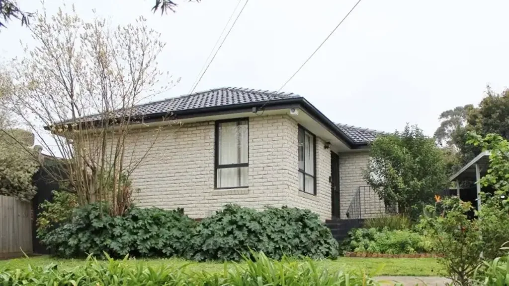THREE BEDROOM FAMILY HOME