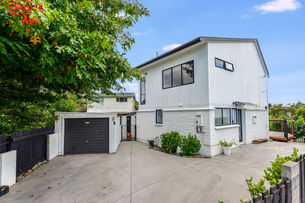 Dinsdale 3房  OWNERS RELOCATING - MUST BE SOLD!