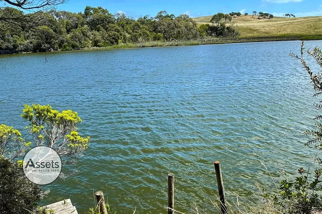 Nelson  River Front Opportunity