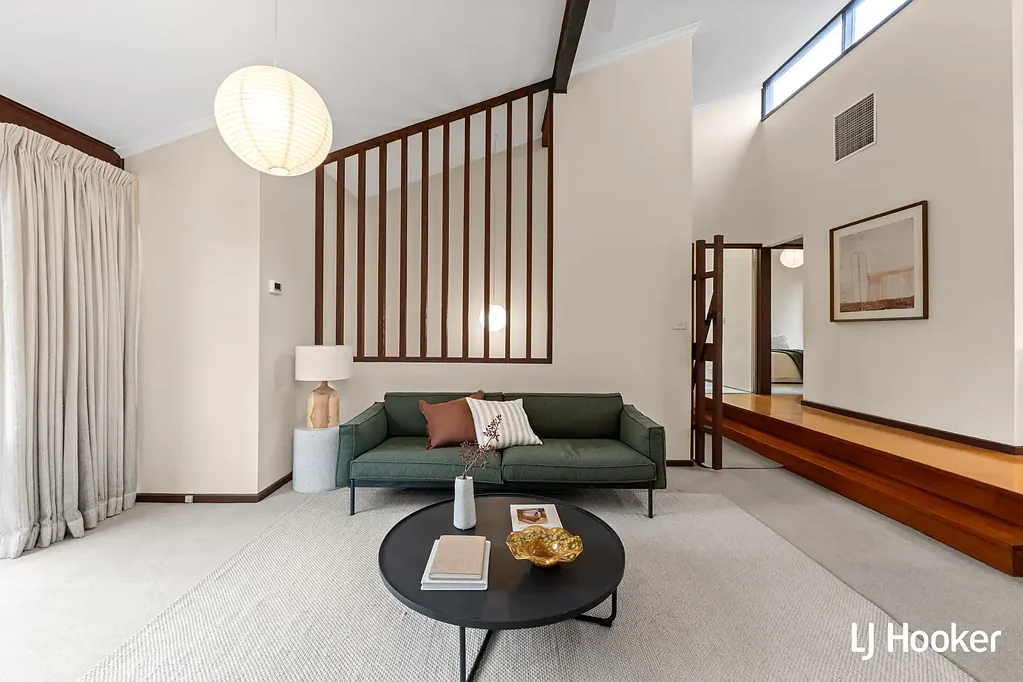 Evatt 4房  Mid-Century Charm with Space, Light & Lifestyle