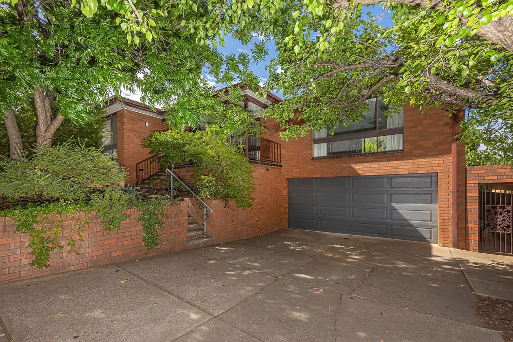 3 Allambie Way, Mount Austin, NSW 2650