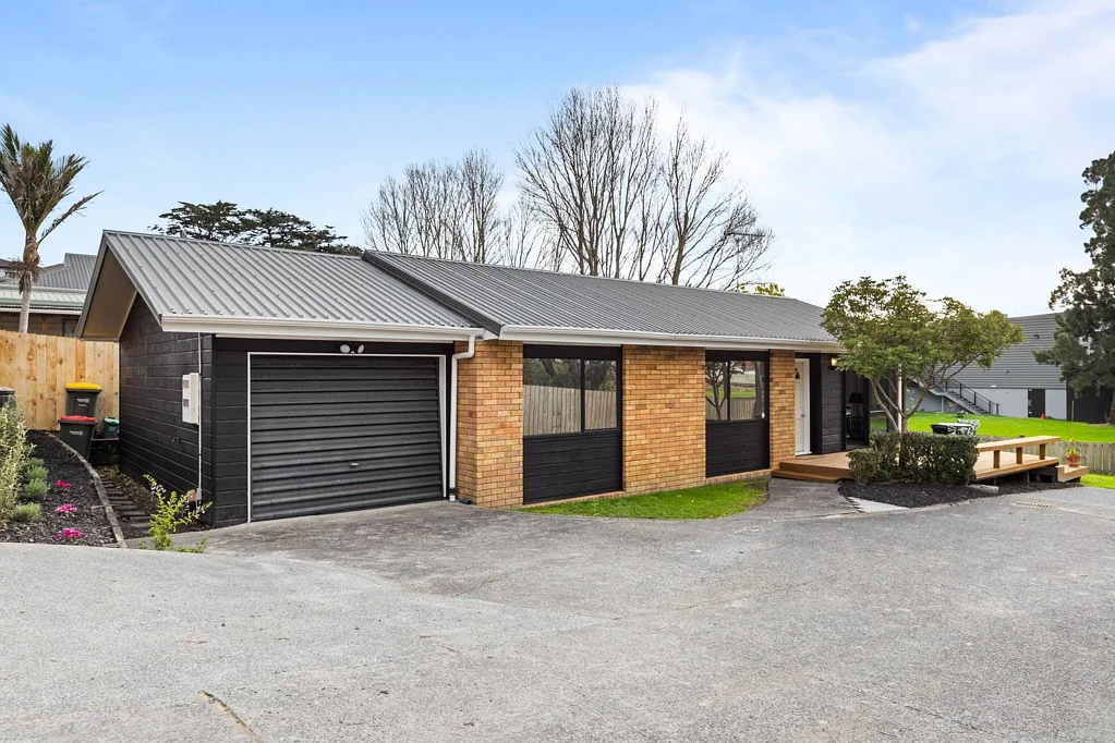 Windsor Park 3房  RANGITOTO ZONED & NOW FREEHOLD!