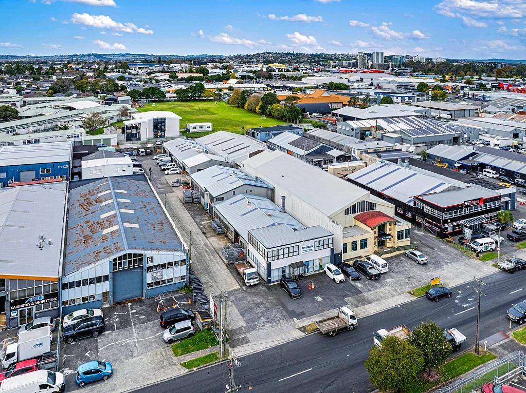 Papatoetoe Urgent Sale - Vendor circumstances force disposal