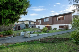 16 Spencer Road, Pinehill