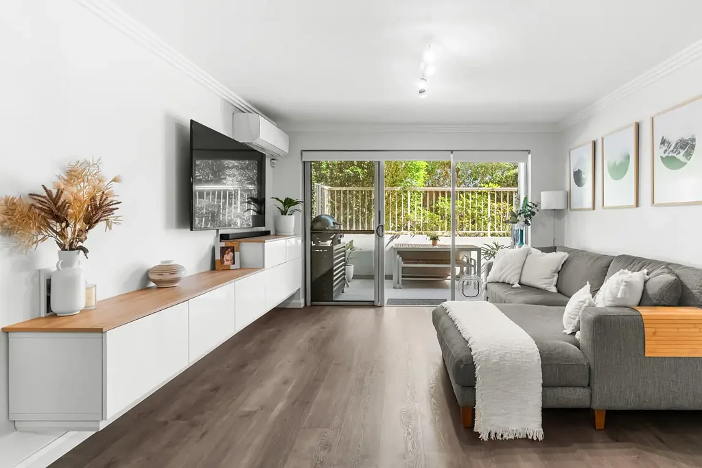 4/3-5 Shackel Avenue, Brookvale, NSW 2100
