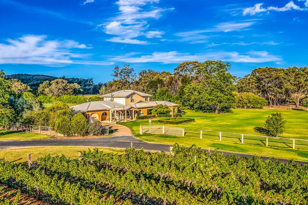 Mudgee  "CARRAMAR" - ENDLESS AVENUES FOR SUCCESS