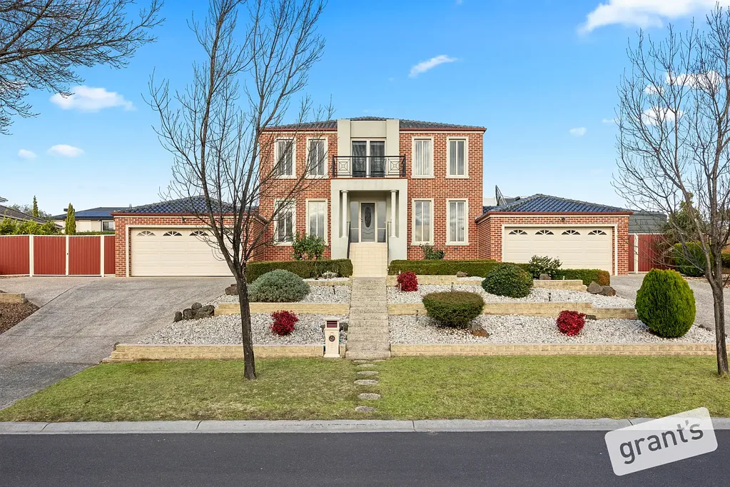 Narre Warren North 5غرفة نوم Opulent Family Home on Half Acre