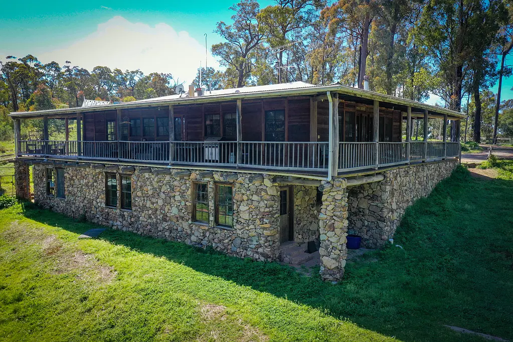 Woolenook FOR SALE NOW OR BY AUCTION ? FRIDAY 24TH  FEBRUARY 2023 AT 1.00PM ON SITE