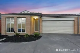 3/9 Shakespeare Court, Drouin