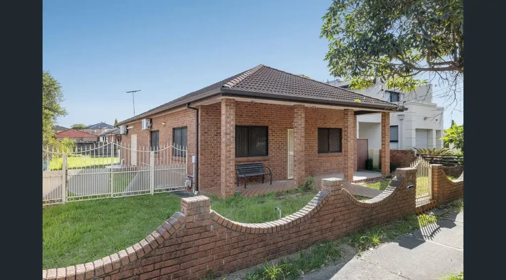 Belfield 3ਬੈੱਡਰੂਮ An exciting opportunity to renovate, rebuild, or create your dream family home