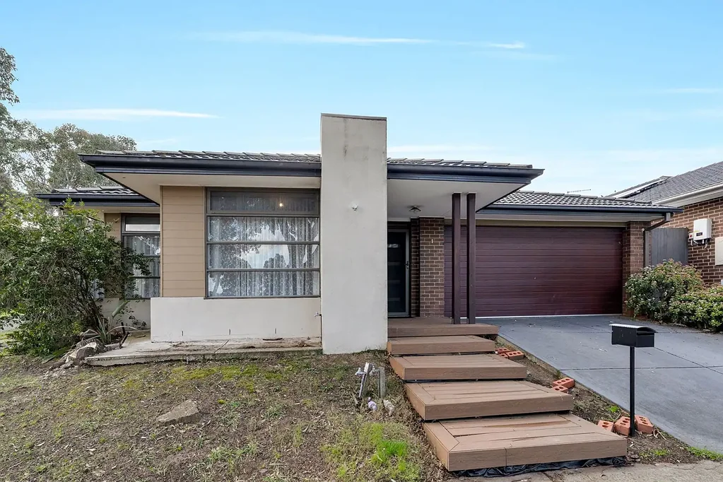 Modern & Cosy Family Home!