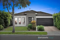 58 Chantenay Parade, Cranbourne North