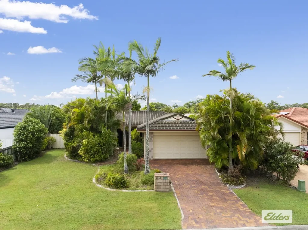 Banksia Beach 3房  BE QUICK – STYLISH BANKSIA BEACH GEM!