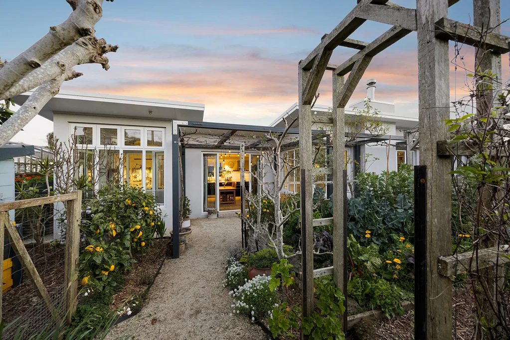 Onehunga 2બેડરૂમ A bespoke, single-level sanctuary