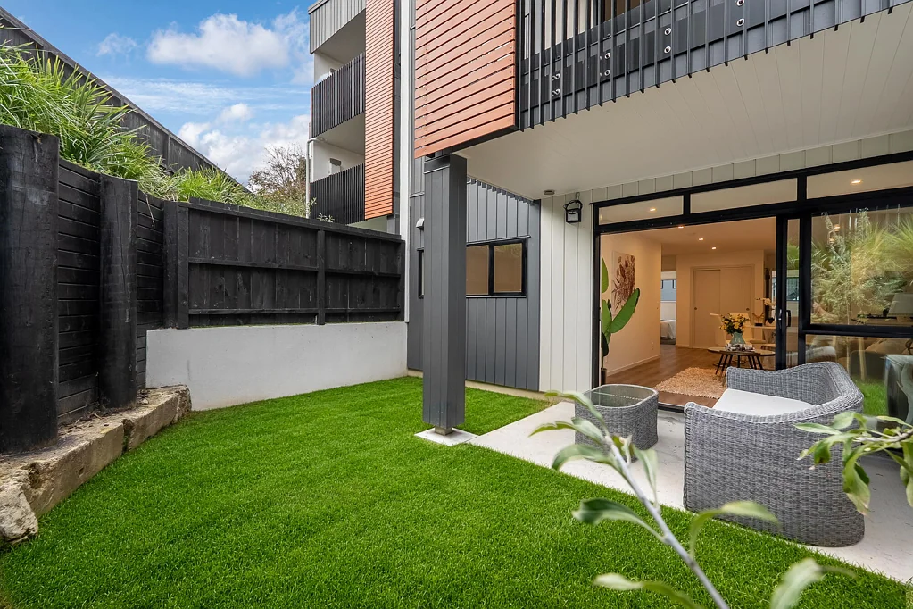 Ellerslie 3部屋 Private & sunny courtyard, limited release!