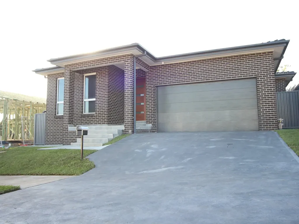 4 Bedroom Practically New House