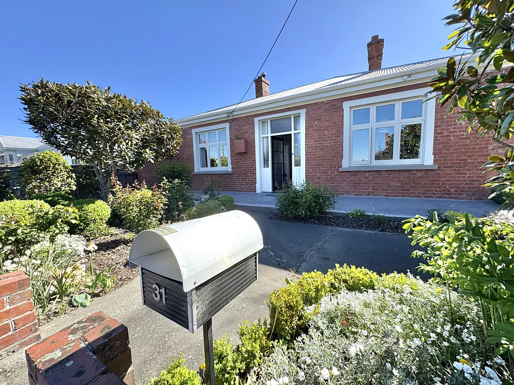 Parkside 3침실 Timeless Charm, Tailored Living