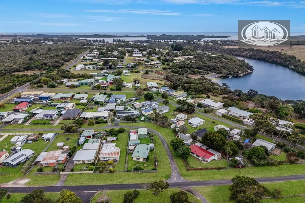 13 Casuarina Grove, Nelson, VIC 3292