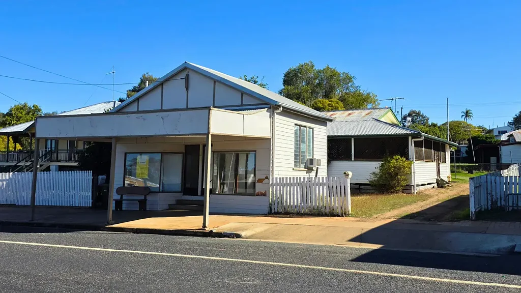 38 Moreton Street, Eidsvold, QLD 4627