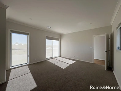 8 Rifle Range Road, Orange, NSW 2800, 4 slaapkamers, 2 badkamers, House
