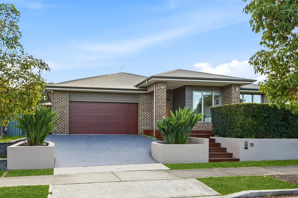 Jordan Springs 4 Bedroom Effortless Modern Living!