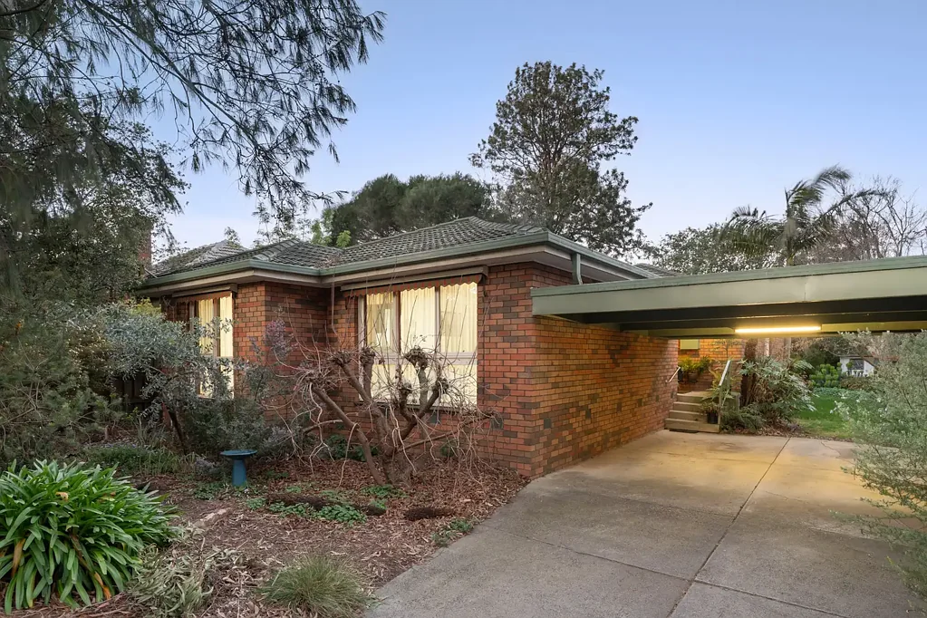 13 Dewrang Crescent, Blackburn, VIC 3130