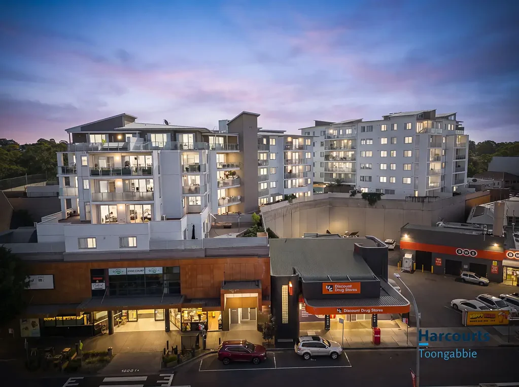 Toongabbie 3ห้องนอน Resort-Style Living | Only 100m to Toongabbie Station!