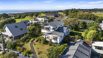 Fitzroy 4房  A rare opportunity - The ultimate Fitzroy address