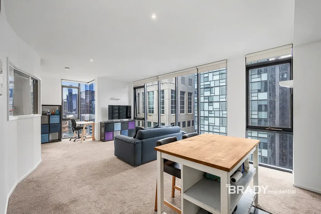 Melbourne 1房 墨尔本中心地 奢阔采光 落地窗环绕 欧洲电器 黑色台面 Wills Tower设施 便捷生活 Bright, Spacious & Perfectly Positioned CBD Opportunity