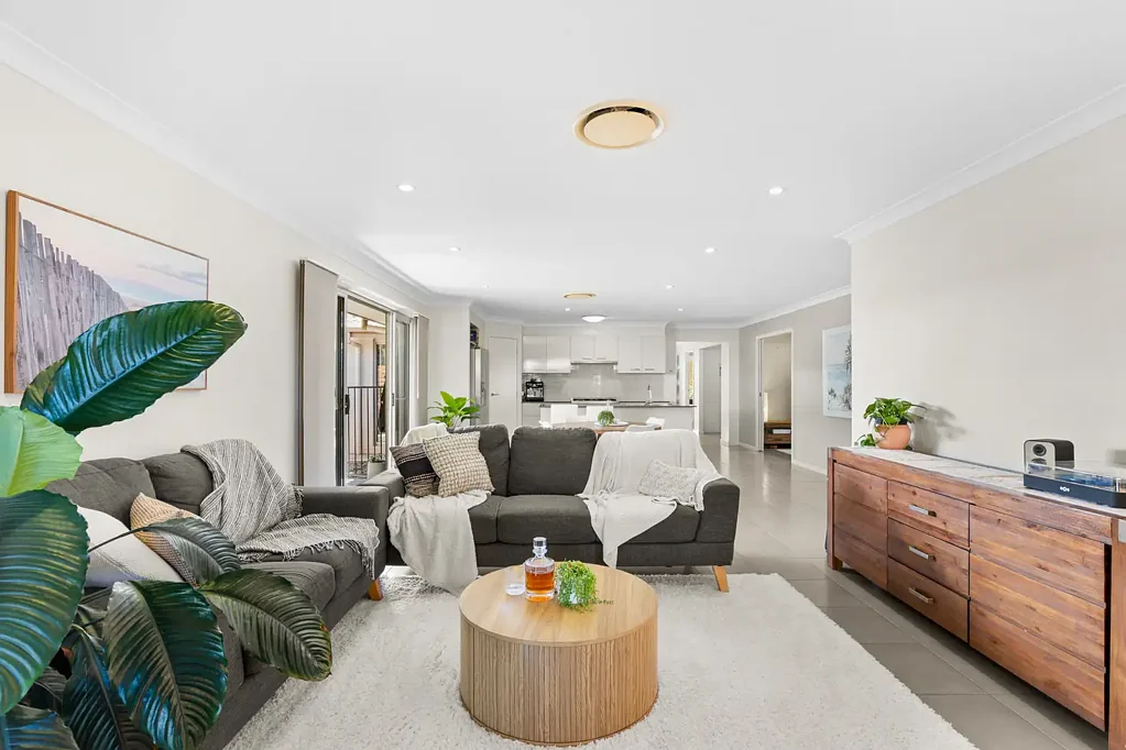 Forest Glen 4Zimmer Family Living, Plenty of Space & Room for the Toys