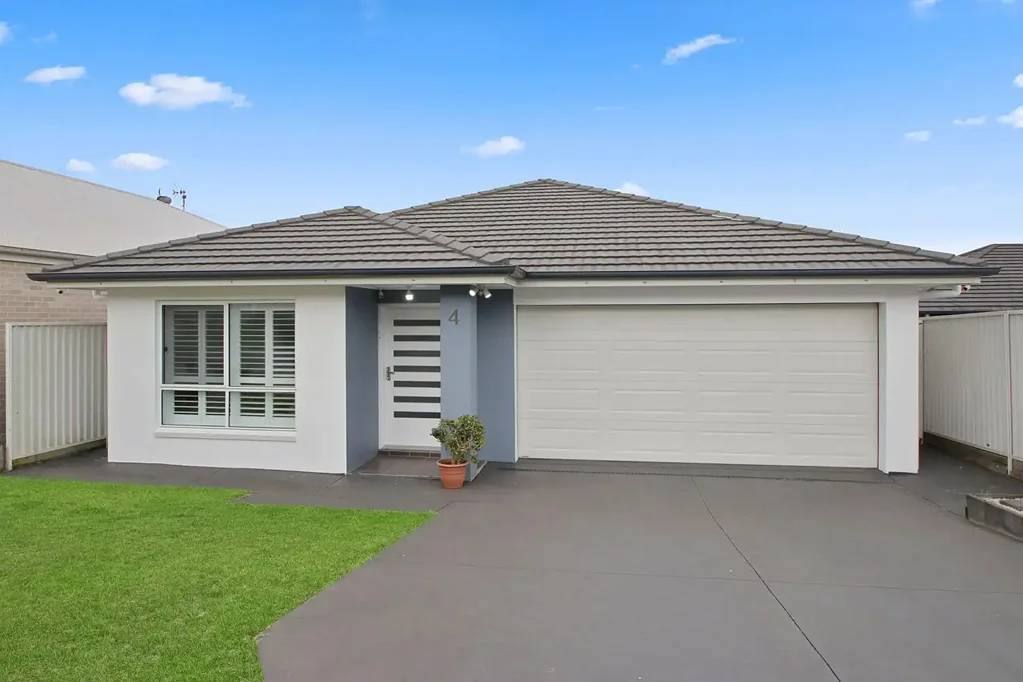 4 Andrew Street (Grantham Farm), Riverstone, NSW 2765