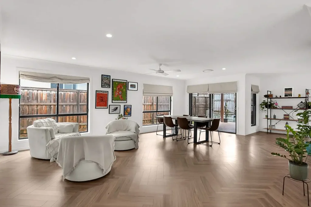 Belivah 4Habitaciones Modern Family Living with All the Extras in Sought-After Belivah