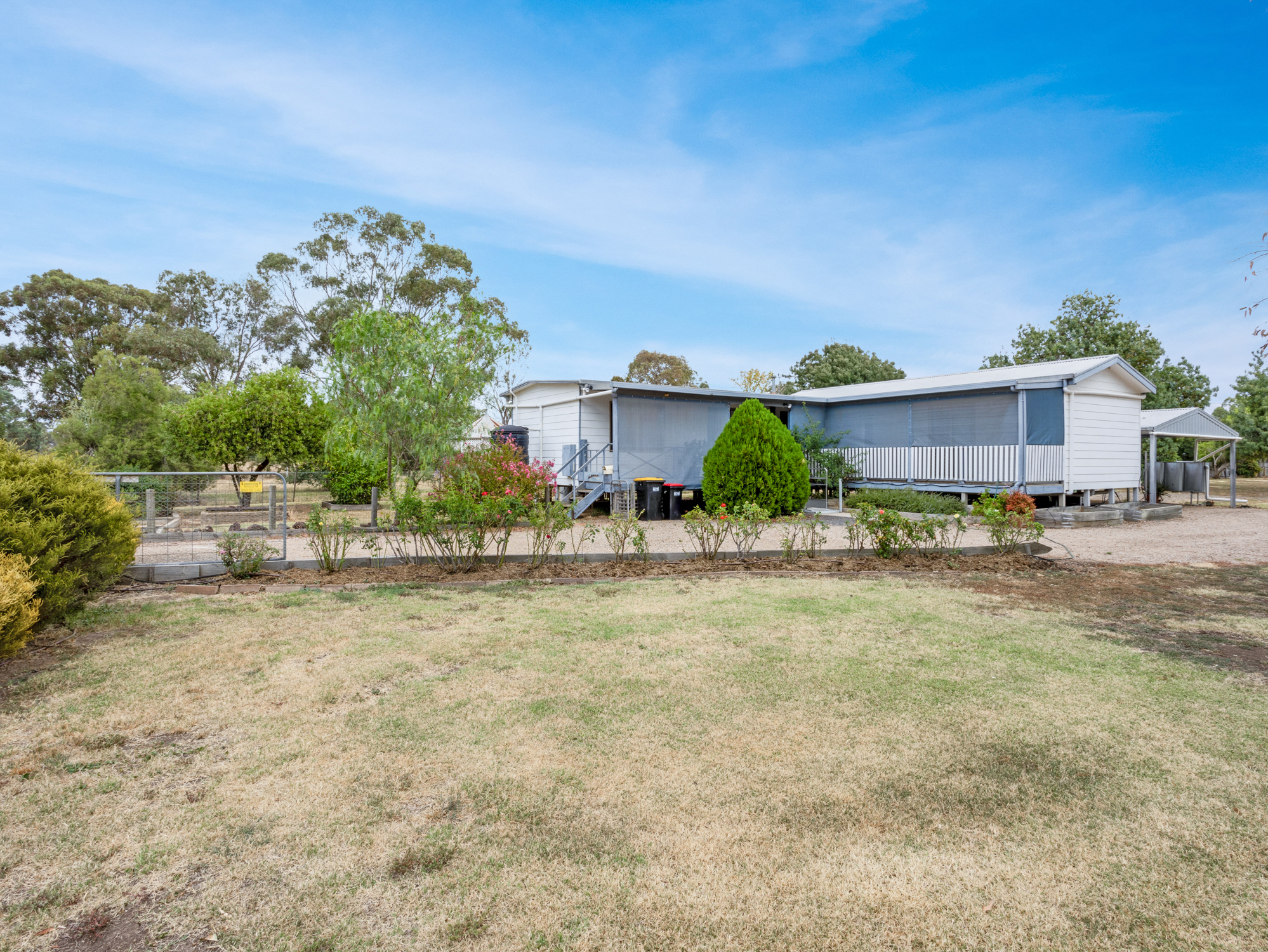 6 BROWN ST, DEVENISH VIC 3726, 0 habitaciones, 0 baños, House