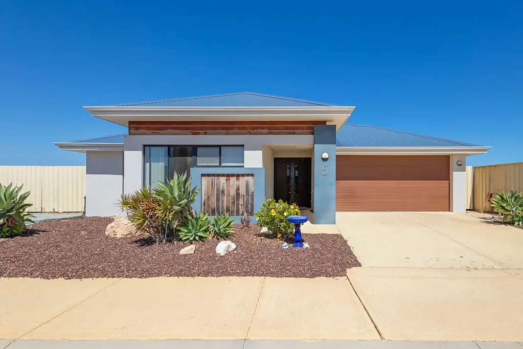5 Prevelly Way, Jurien Bay, WA 6516