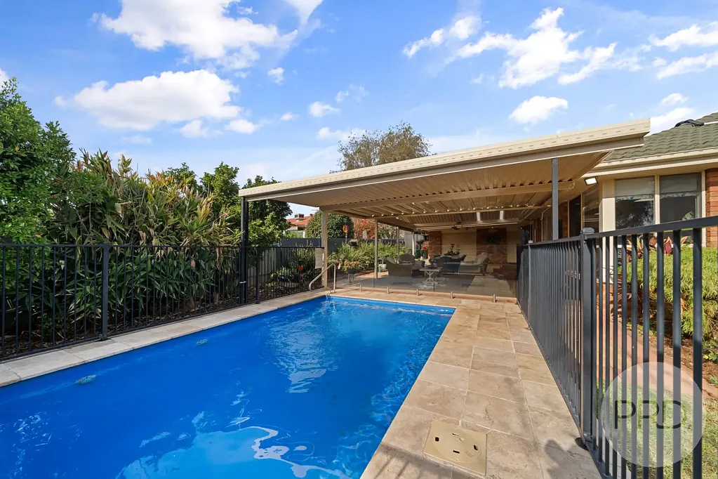 Bourkelands 4 Bedroom Fully Loaded Family Home