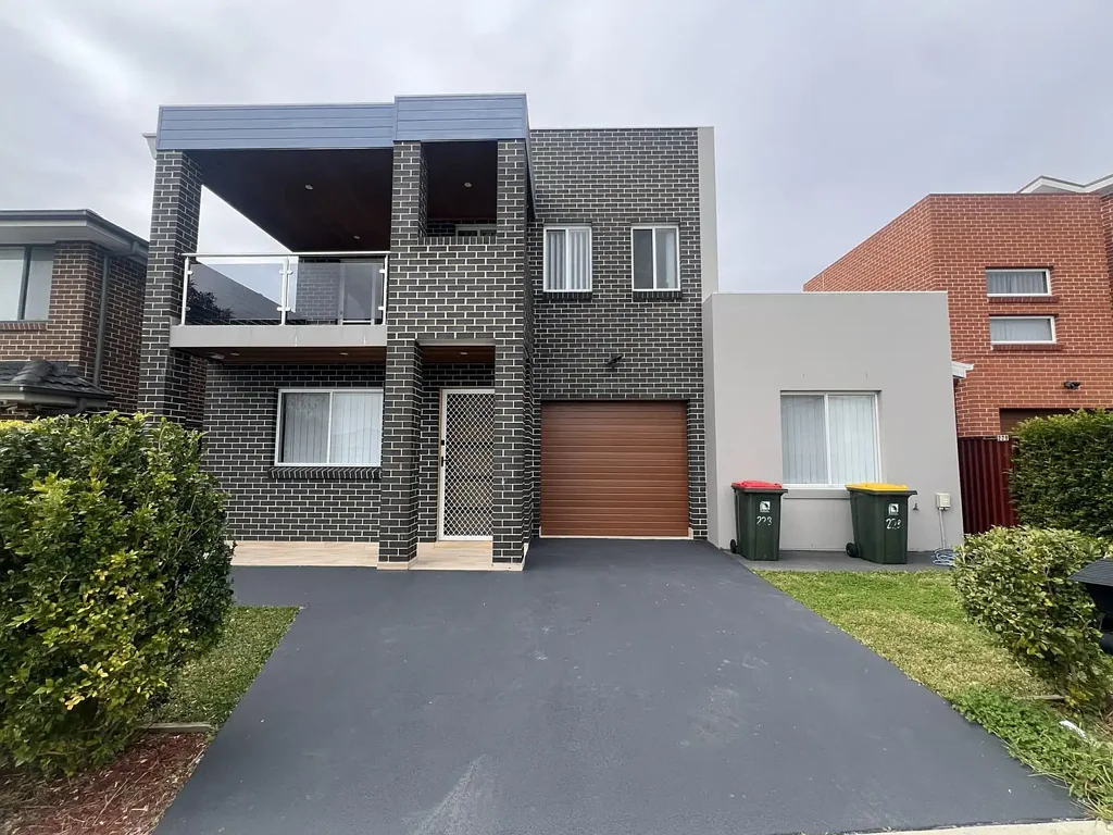 Spacious & Stylish Five-Bedroom Family Home with Scenic View