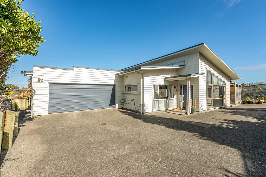 Otamatea 2房  Modern home with disability access
