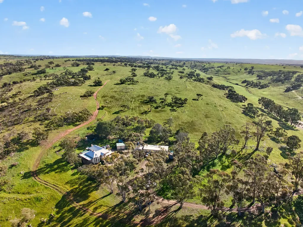 Rockleigh Your Very Own Home Amongst the Gumtrees
