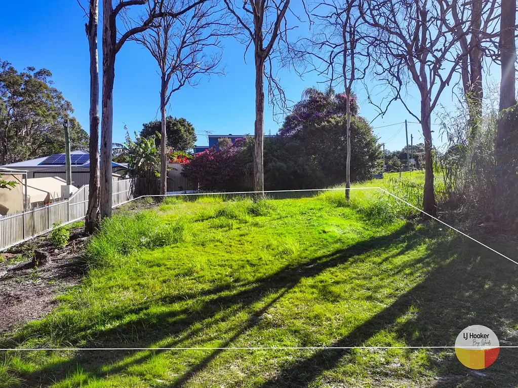 Russell Island NORTH END LOCATION – CLEARED, CONVENIENT & READY FOR YOUR DREAM HOME!